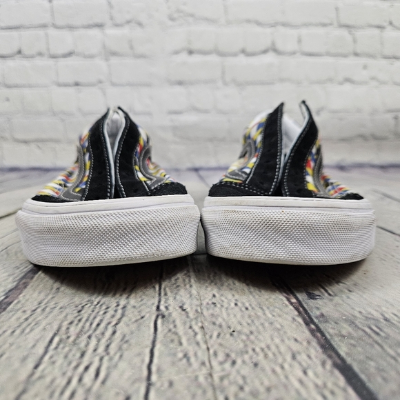 VANS x UO | Old Skool playing card lace-up sneakers - Picture 5 of 10